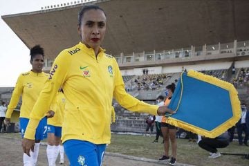 Marta agradece audiência de Pelé em amistoso da Seleção Feminina na Paraíba