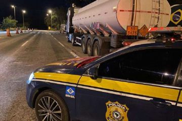 Carga irregular com 30 mil litros de gasolina é apreendida pela PRF