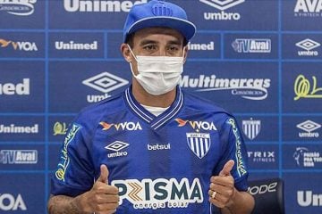 Avaí anuncia contratação do armador Jadson, emprestado pelo Athletico