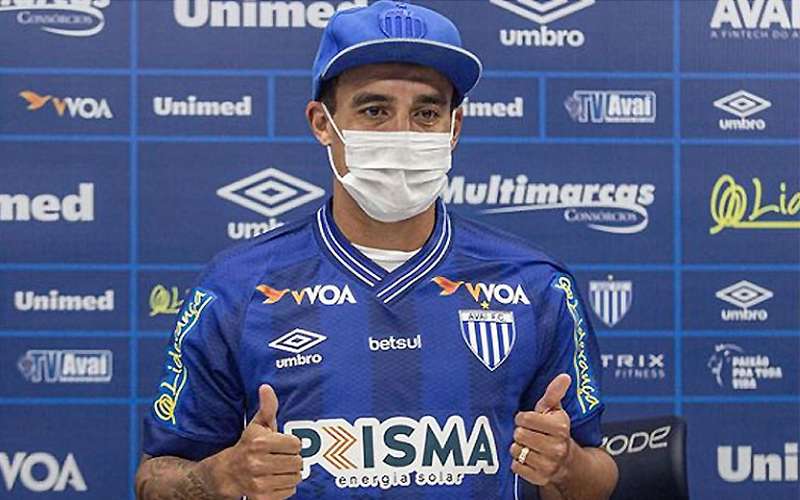 Avaí anuncia contratação do armador Jadson, emprestado pelo Athletico
