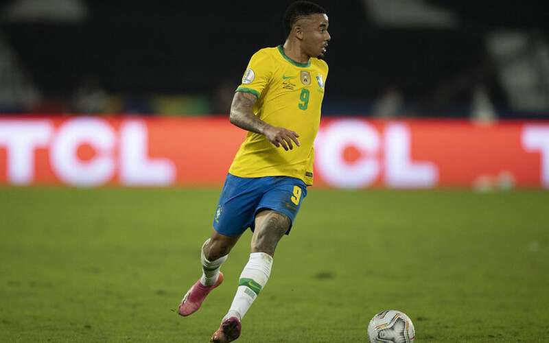 Com ‘ingleses’ e Arana, Tite convoca 25 para rodadas das Eliminatórias