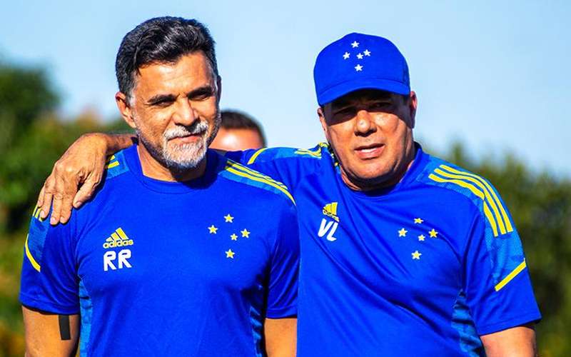 ‘Para que funcione, não cabe tanto atraso no Cruzeiro’, diz Ricardo Rocha