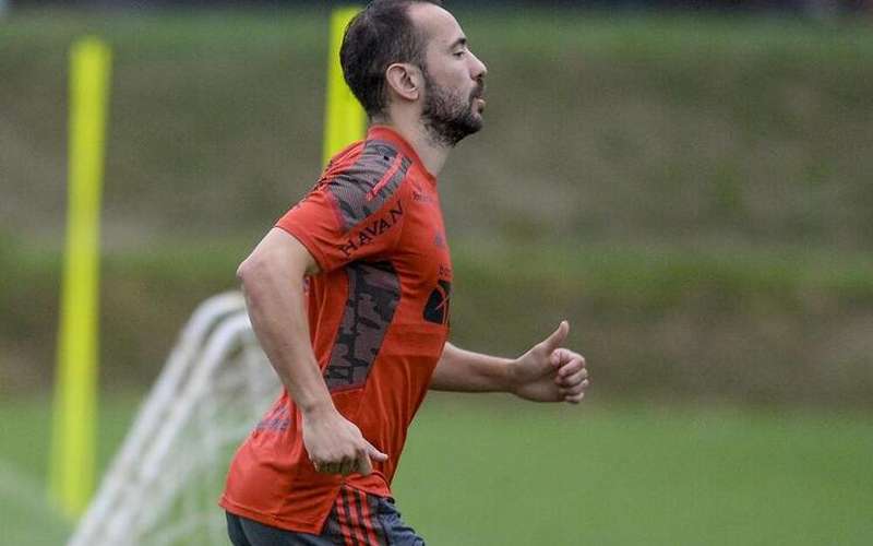 Éverton Ribeiro é desfalque certo do Flamengo contra América na Série A