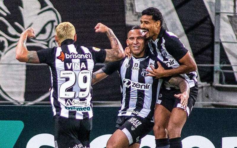 Ceará bate Chapecoense e encerra jejum de seis jogos sem vitória na Série A