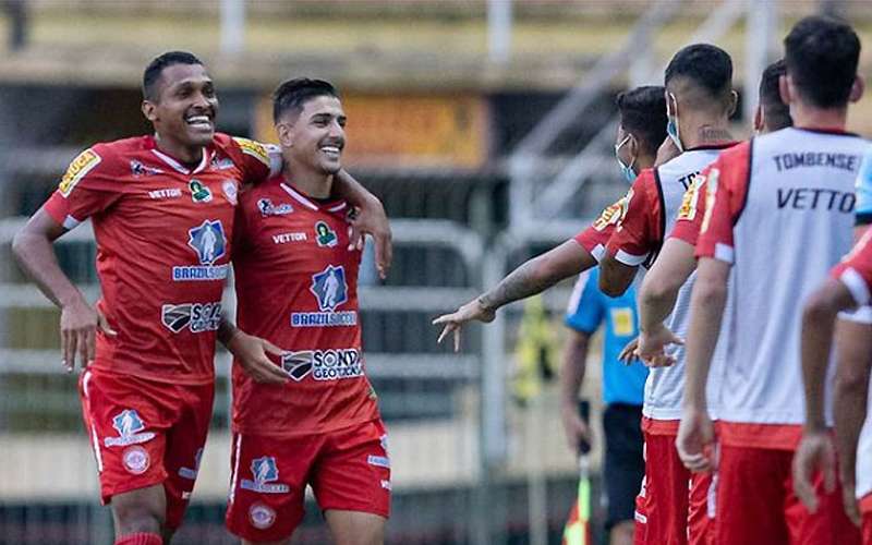 Tombense leva virada do Volta Redonda, mas avança na Série C do Brasileiro