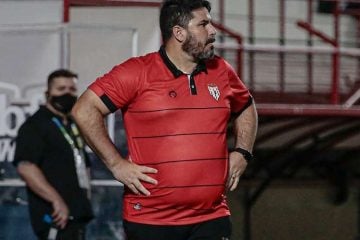 Eduardo Barroca deixa o comando do Atlético-GO após empate com Cuiabá