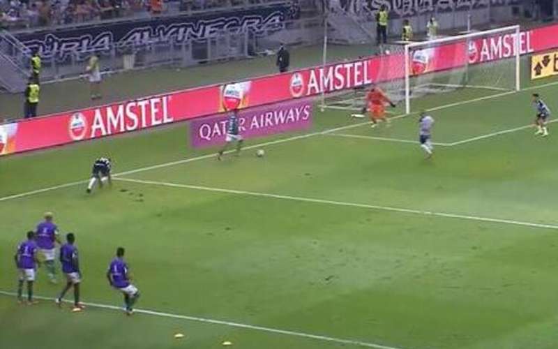 VAR não analisou possível irregularidade em gol do Palmeiras sobre Atlético