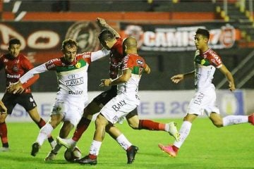 Brusque encerra série ruim na Série B em jogo com suposta injúria racial