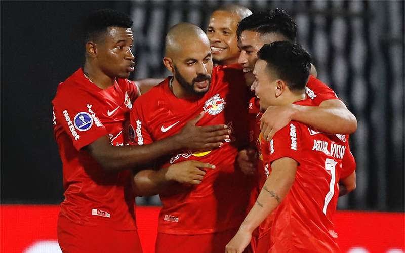 RB Bragantino volta a vencer o Libertad e avança à final da Sul-Americana