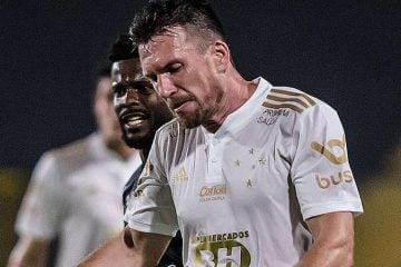 Mesmo longe do G4, Brock crê que acesso do Cruzeiro ainda é possível