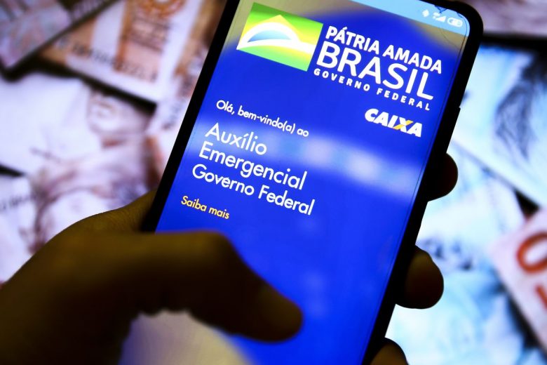 Trabalhadores nascidos em julho podem sacar auxílio emergencial