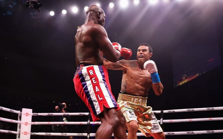 Vitor Belfort e Anderson Silva vencem Evander Holyfield e Tito Ortiz por nocaute