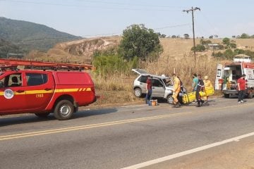Motorista tenta fugir após acidente na MGC-120, mas é detido pela PM