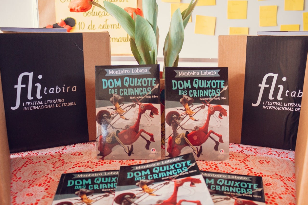 Flitabira doa exemplares do livro “Dom Quixote Para Crianças” para escolas municipais