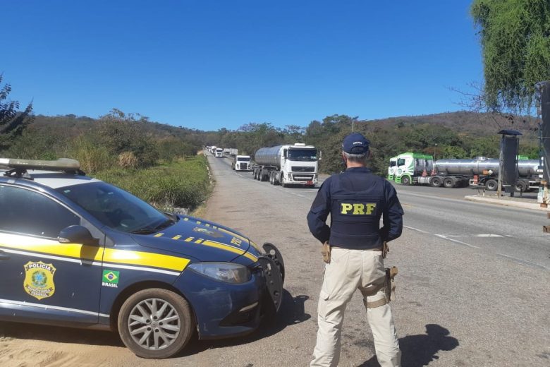 Polícia Rodoviária Federal encerra hoje à meia-noite Operação Finados