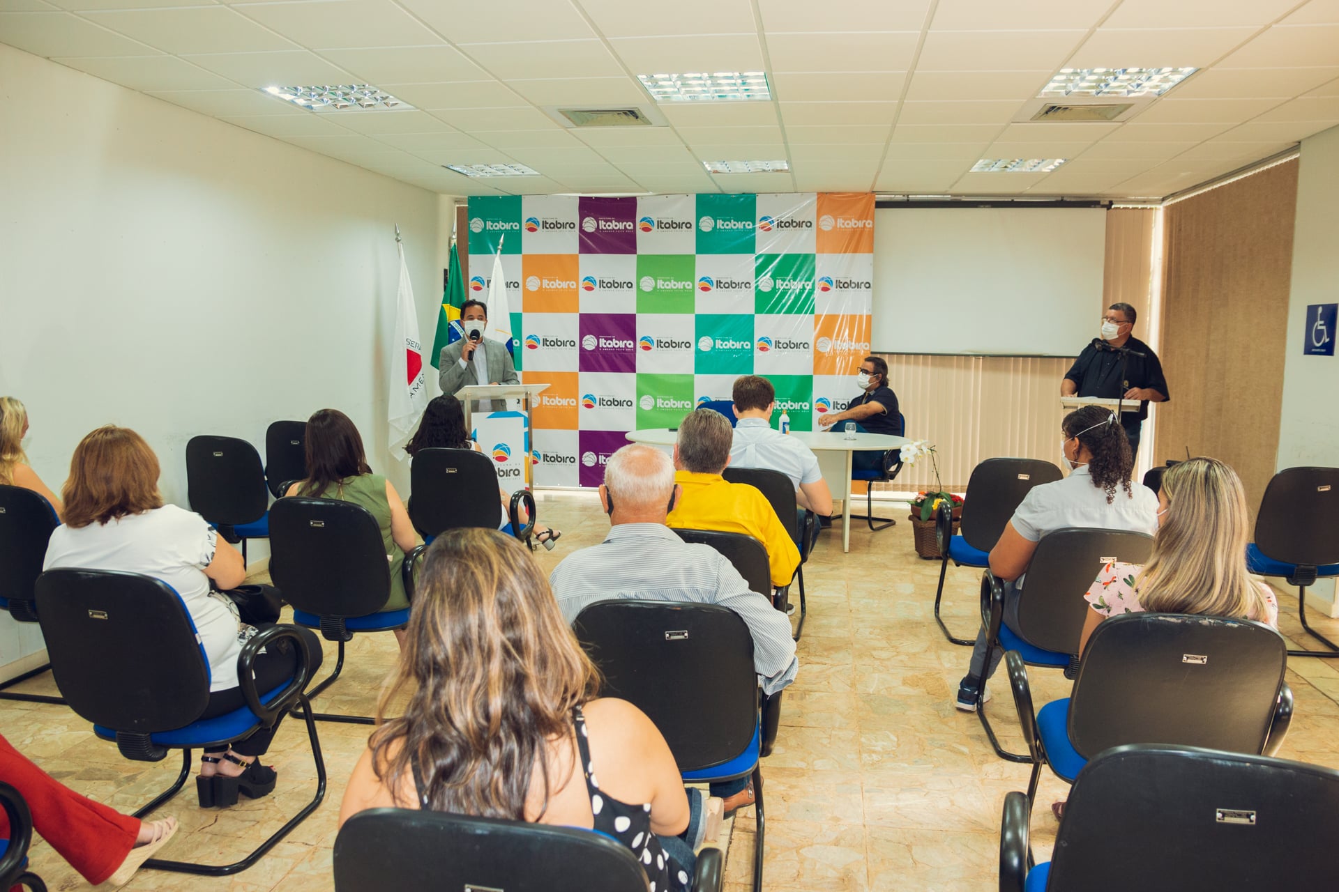 Conselho Municipal dos Direitos da Pessoa Idosa toma posse em Itabira
