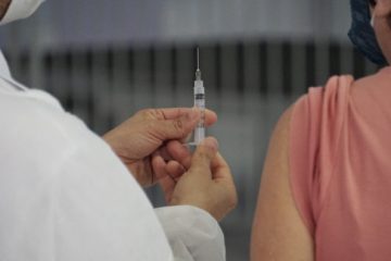 São Gonçalo começa a vacinar adolescentes sem comorbidades na sexta