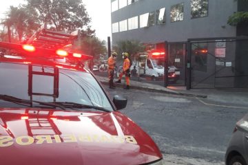 Homem cai em fosso enquanto realizava instalação de elevador em BH