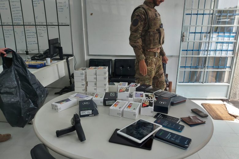 Assaltantes são presos pela Polícia Rodoviária Federal na BR-040