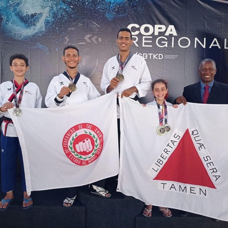 Itabira fatura sete medalhas em importante torneio de Taekwondo
