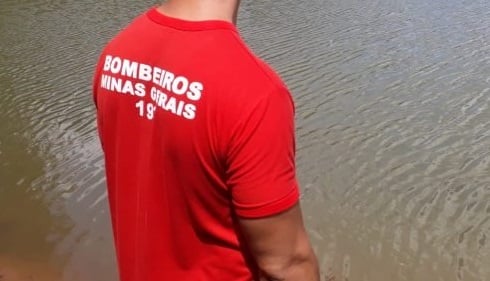 Bombeiros entram no 3º dia de buscas por jovem na região do Taquaril