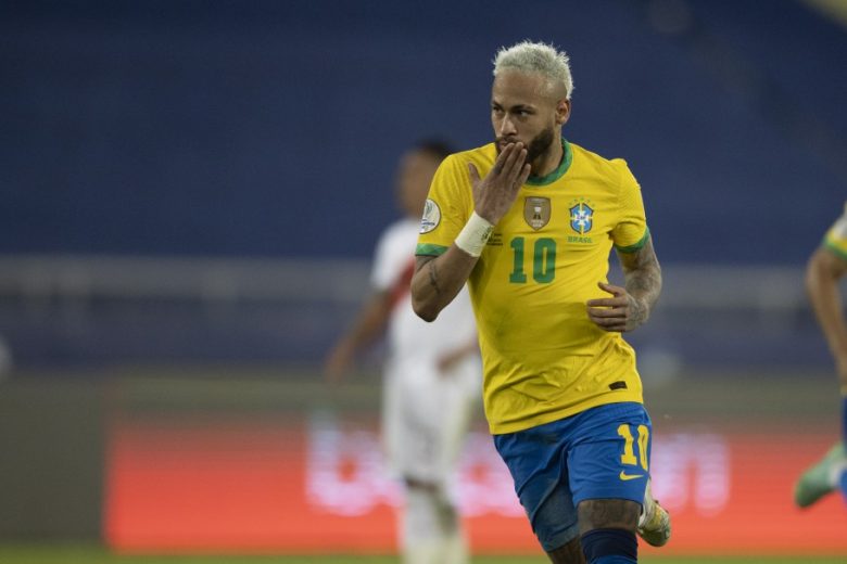 Com Neymar, Brasil enfrenta a Colômbia; Rádio Caraça transmite a partida