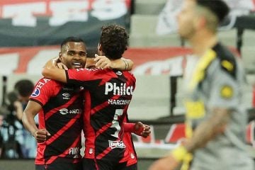 Athletico elimina Peñarol e fará final brasileira inédita na Sul-Americana