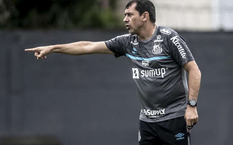 Após folga, Santos tenta acabar com jejum de vitórias e de gols