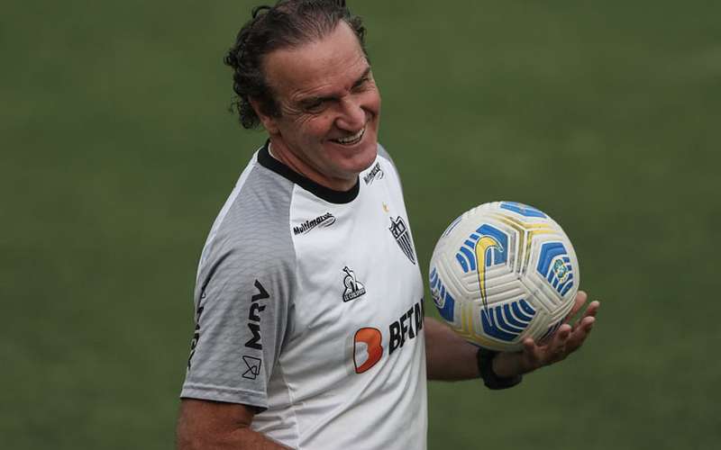 Chapecoense x Atlético: veja prováveis escalações para jogo do Brasileirão