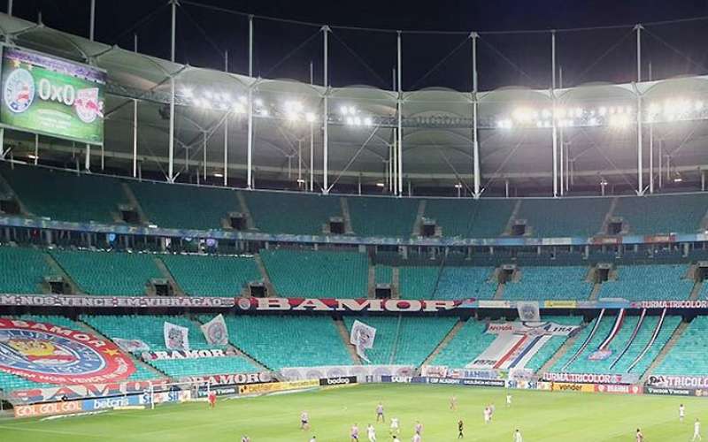 Governo da Bahia libera volta de até 30% do público aos estádios de futebol