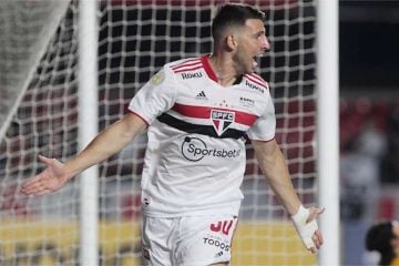 São Paulo bate Corinthians, encerra série de empates e reage no Brasileirão