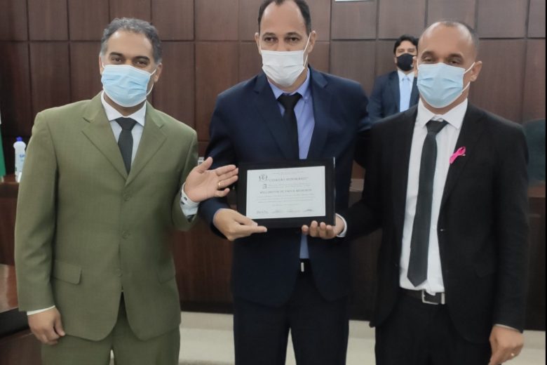 Pastor Wellington recebe título de Cidadão Honorário da Câmara de Monlevade