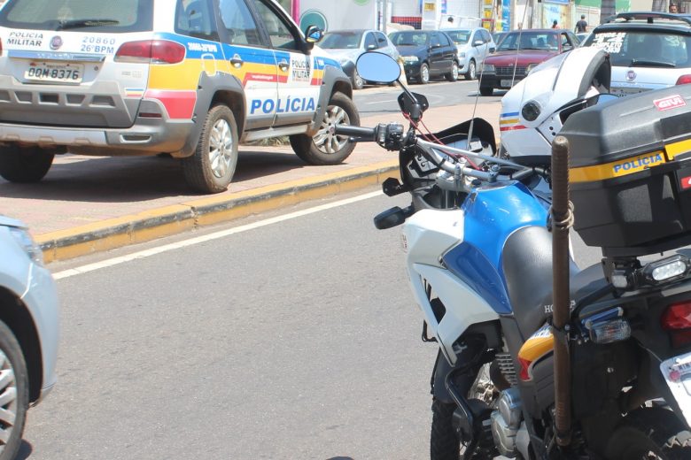 Homem tenta furtar colar e masturba dentro de loja em Itabira