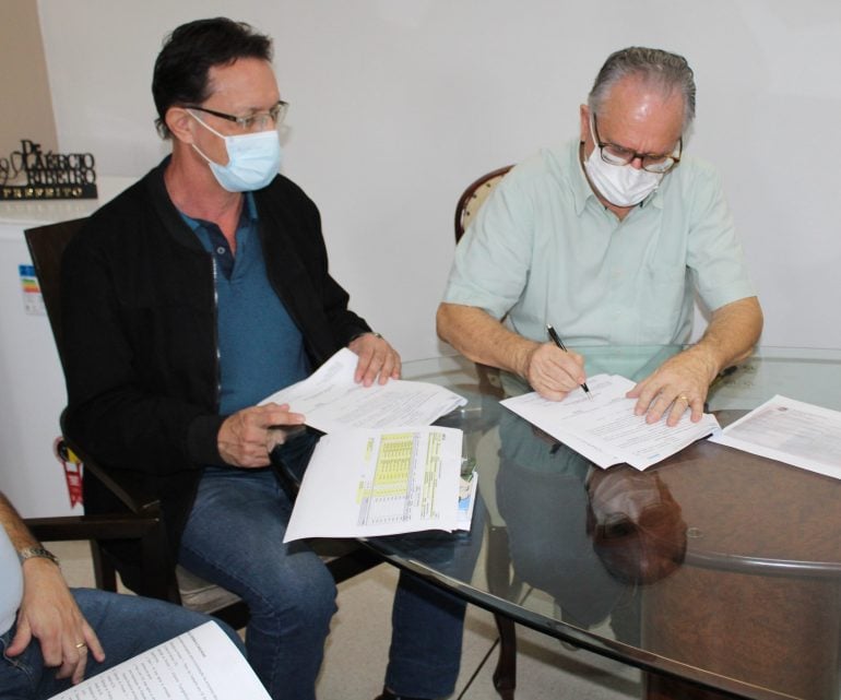 Prefeitura de Monlevade assina convênio em prol da Microbacia do Córrego dos Coelhos