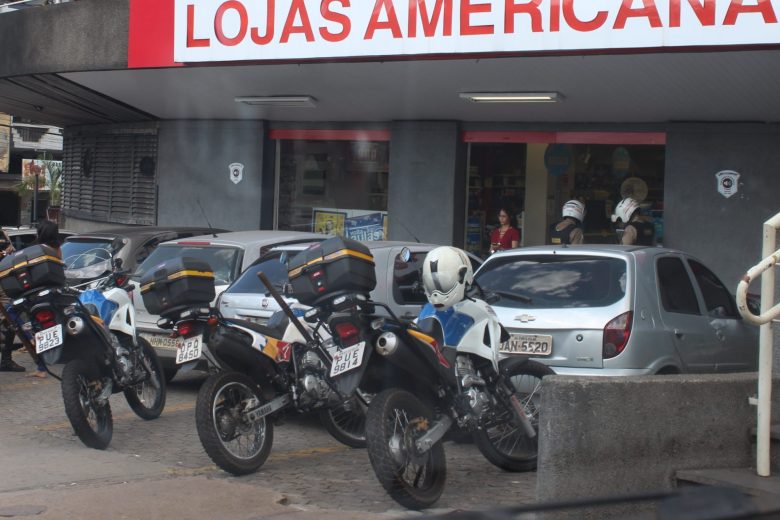 Homem é preso por furtar barras de chocolate em Itabira