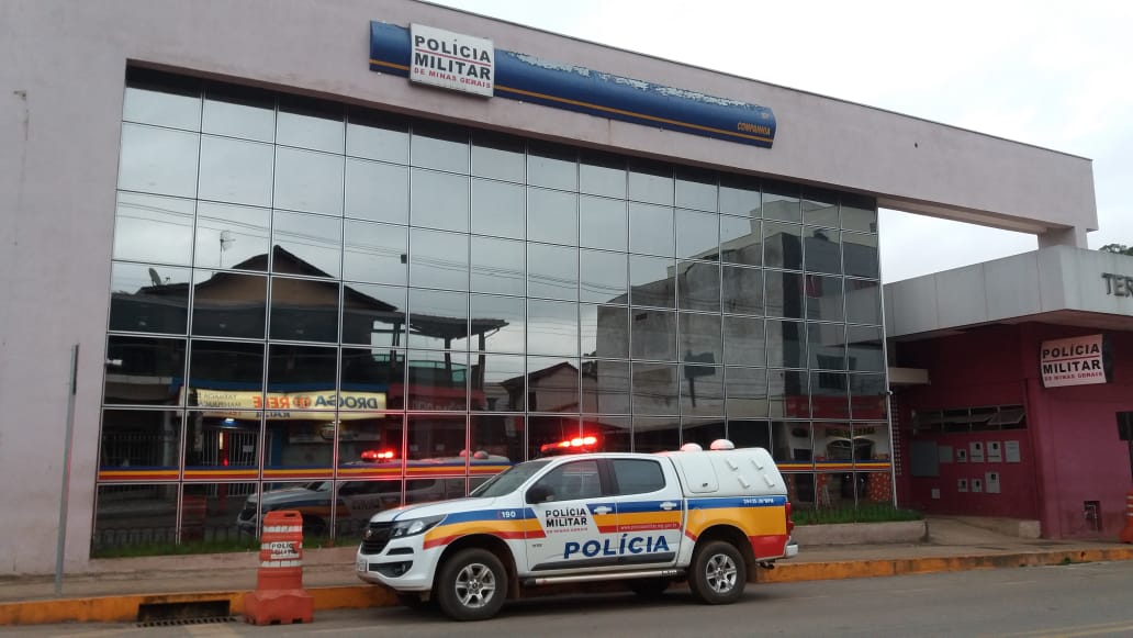 Taxista é assassinado e suspeitos baleados em Barão de Cocais