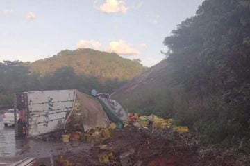 Acidentes com carretas complicam o trânsito na BR-381