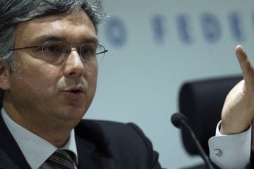 Novo secretário descarta Plano B para Auxílio Brasil de R$ 400