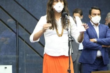 “Amostra da transfobia diária desse país”, diz vereadora Duda Salabert após não ser atendida em salão de BH