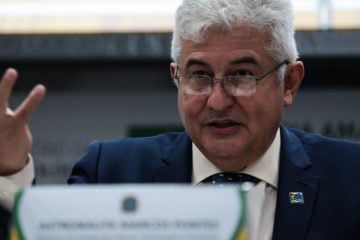 Ministro pede que corte no orçamento seja revisto "urgentemente"