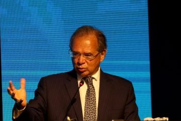 Auxílio Brasil: ministro diz que governo usará R$ 30 bi fora do teto