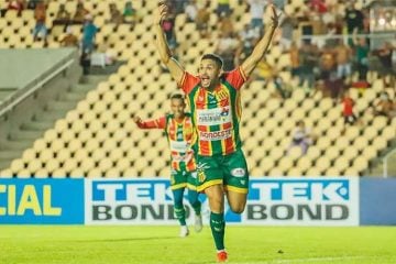 Sampaio Corrêa bate Vila Nova e praticamente se garante na Série B