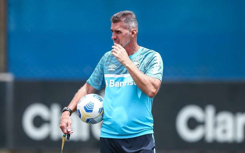 América x Grêmio: Mancini tem desfalque de peso para reencontro com Coelho