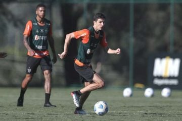 Nacho Fernández treina com bola e pode reforçar Atlético contra o Juventude