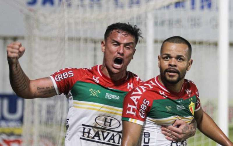 Brusque vence Operário e confirma permanência na Série B