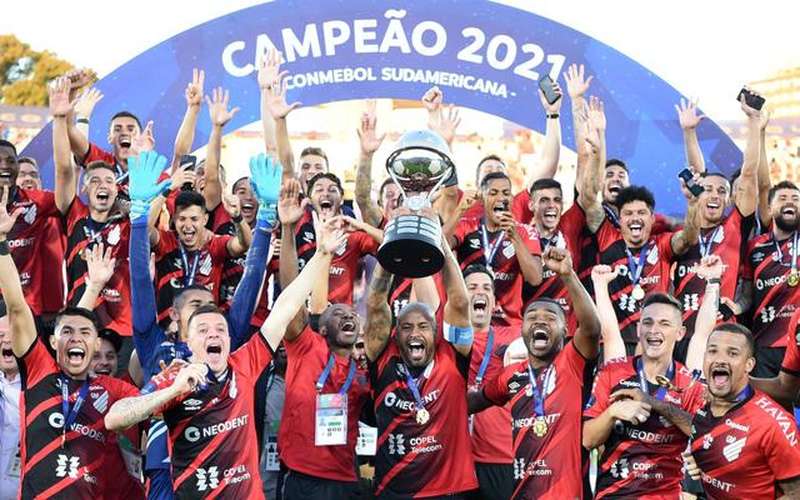 Conmebol elege seleção da Copa Sul-Americana com 8 brasileiros; veja nomes