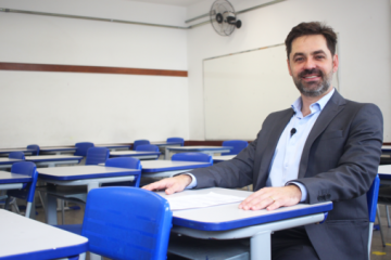 Bernardo Mucida destina R$12 milhões para o sistema de educação de 20 municípios