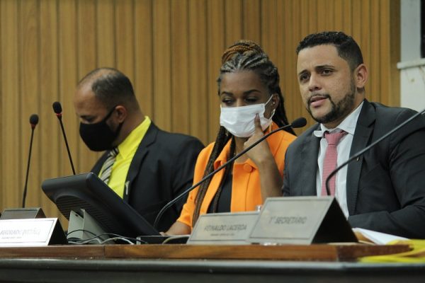 Vereadores questionam demora em votação de projetos que criam fundo de apoio a empresários itabiranos