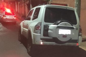 Pajero furtada próximo ao hospital é encontrada no Clóvis Alvim