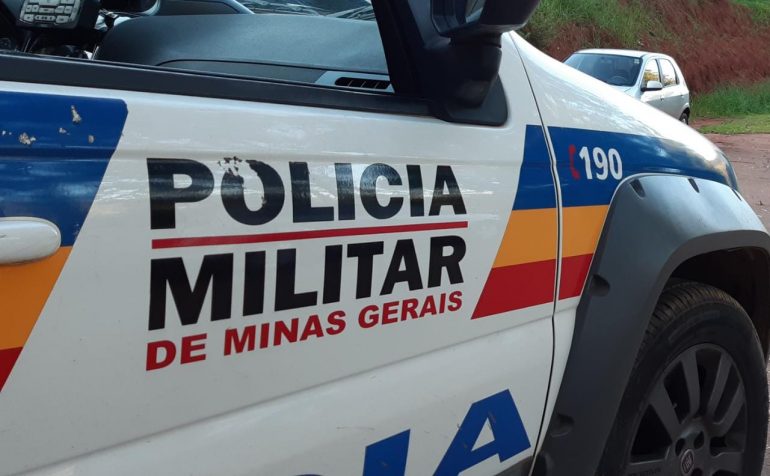 Homem brocha durante sexo e mata mulher que riu dele na Grande BH
